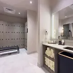 3312 Modern Apt In Front Of Kaseya Center With Pool And Gym