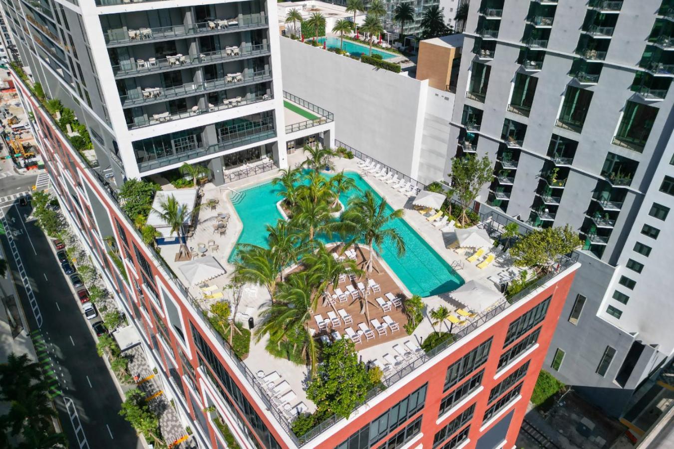 3312 Modern In Front Of Kaseya Center With Pool And Gym Ferienhaus
