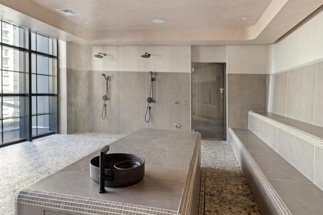 3312 Modern In Front Of Kaseya Center With Pool And Gym Miami